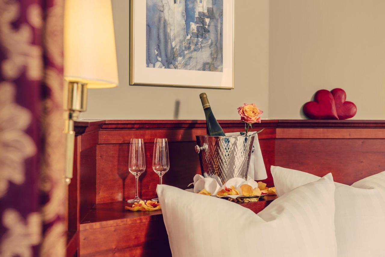 Landhotel Hallnberg Walpertskirchen エクステリア 写真