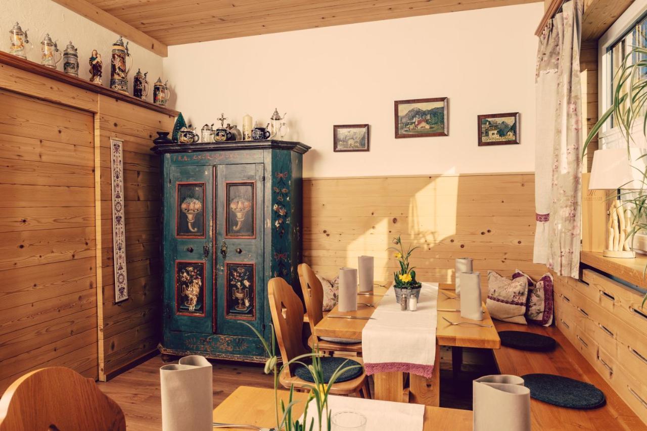 Landhotel Hallnberg Walpertskirchen エクステリア 写真
