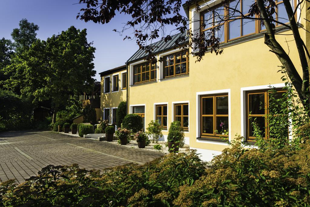 Landhotel Hallnberg Walpertskirchen エクステリア 写真