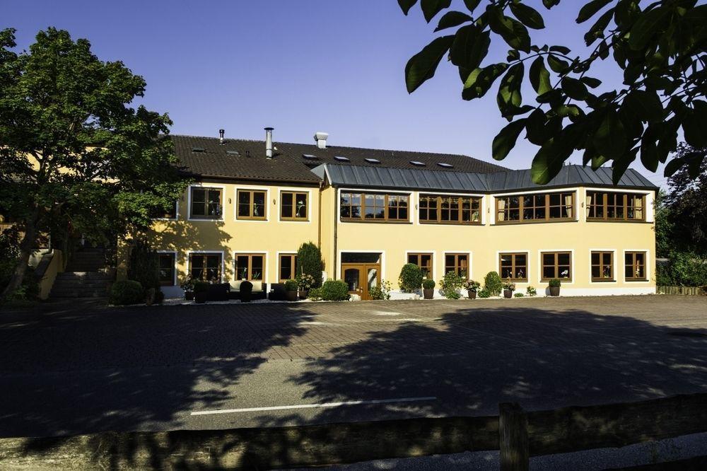 Landhotel Hallnberg Walpertskirchen エクステリア 写真