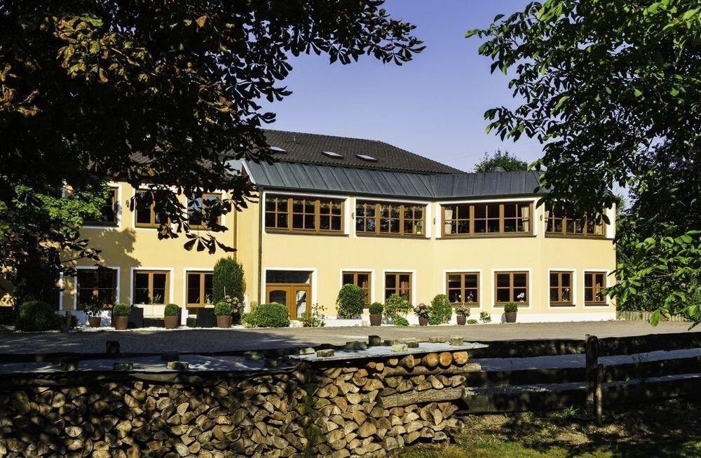 Landhotel Hallnberg Walpertskirchen エクステリア 写真
